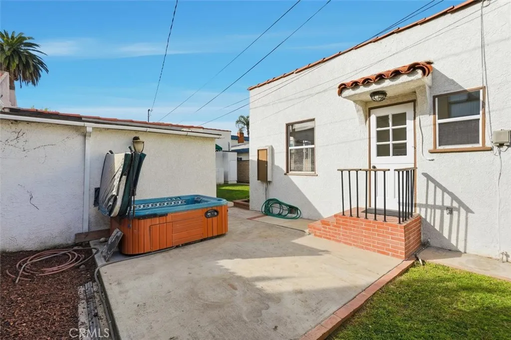650 Roycroft, Long Beach, California 90814 home-pic-47