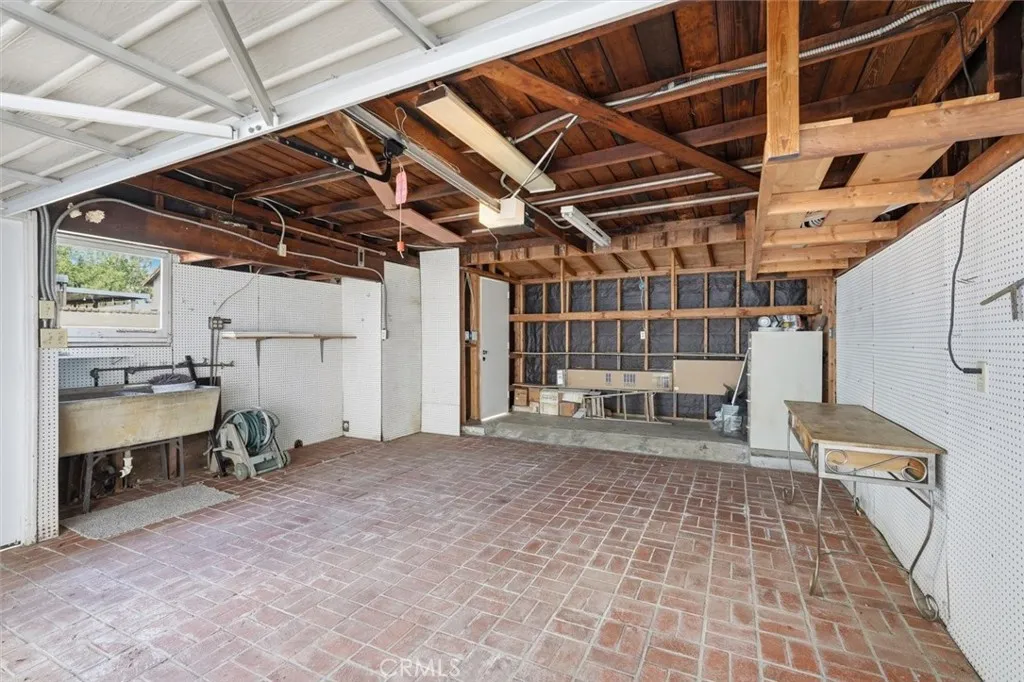 650 Roycroft, Long Beach, California 90814 home-pic-50