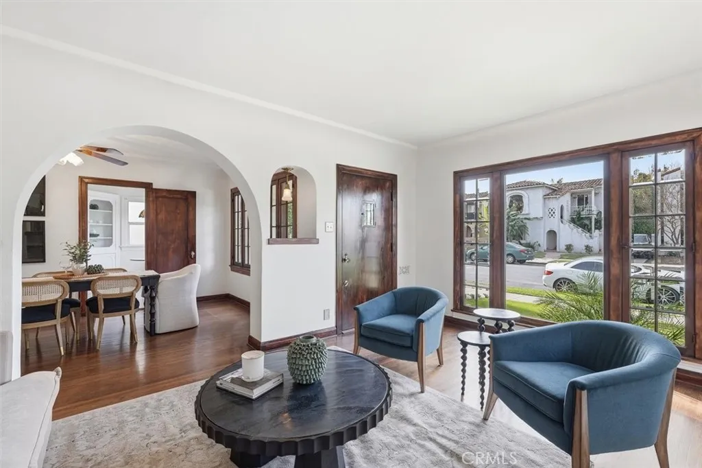 650 Roycroft, Long Beach, California 90814 home-pic-3