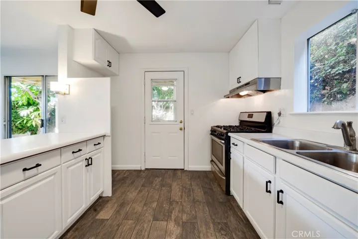 Guest Quarter Kitchen
