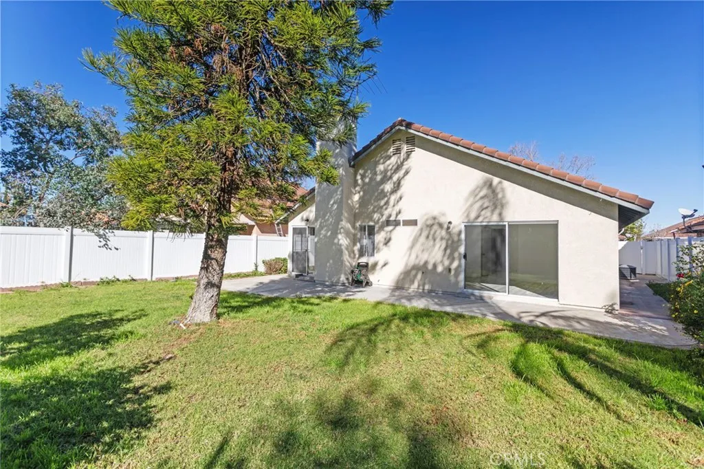 3178 Dogwood Drive, Corona, California 92882 home-pic-25