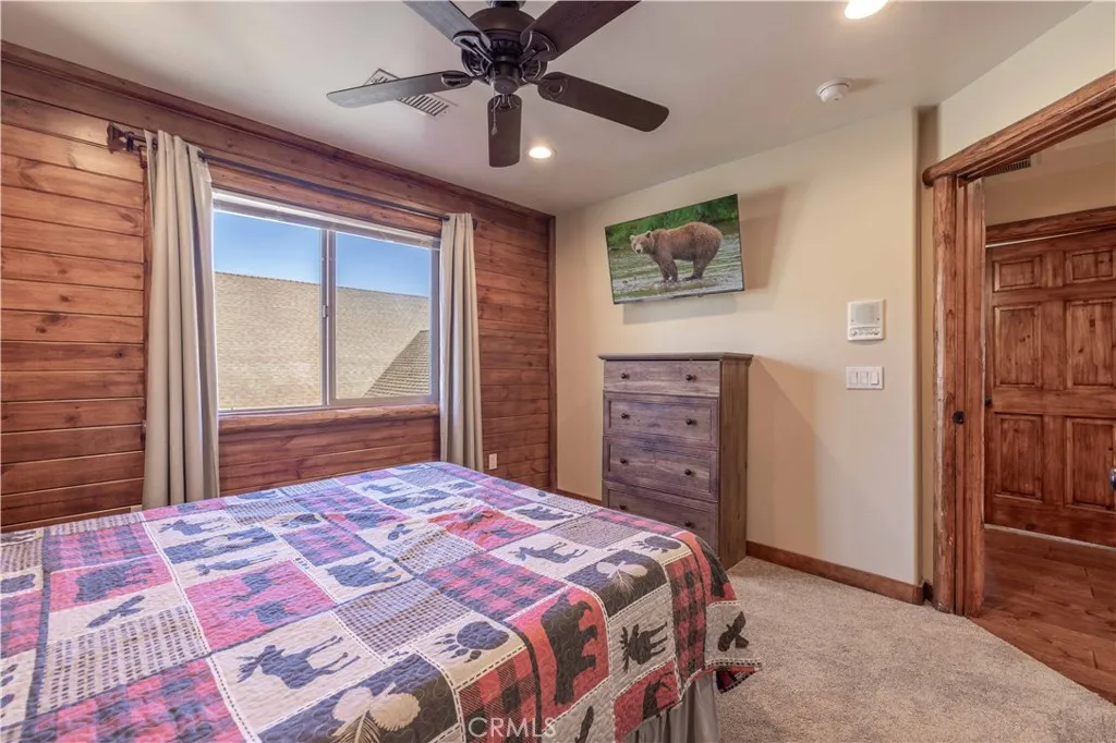 42550 Bear Loop, Big Bear City, California 92314 home-pic-22