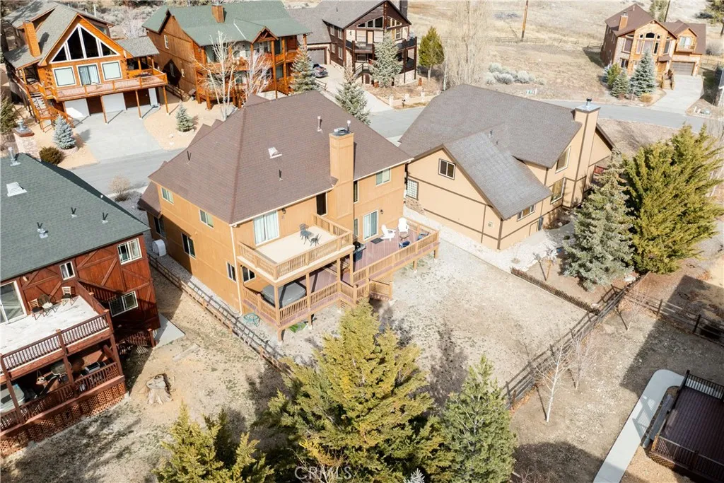 42550 Bear Loop, Big Bear City, California 92314 home-pic-38