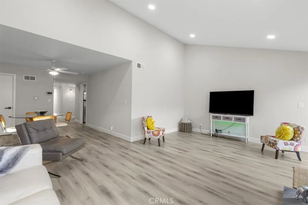 1353 Termino Avenue, Long Beach, California 90804 home-pic-7