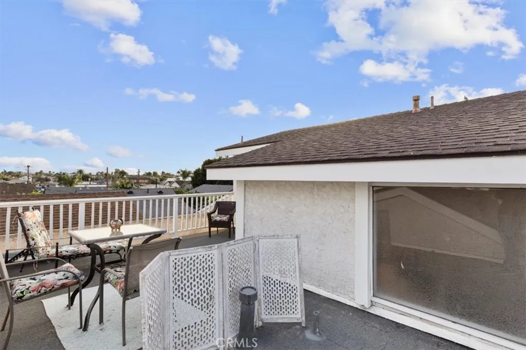 1353 Termino Avenue, Long Beach, California 90804 home-pic-30