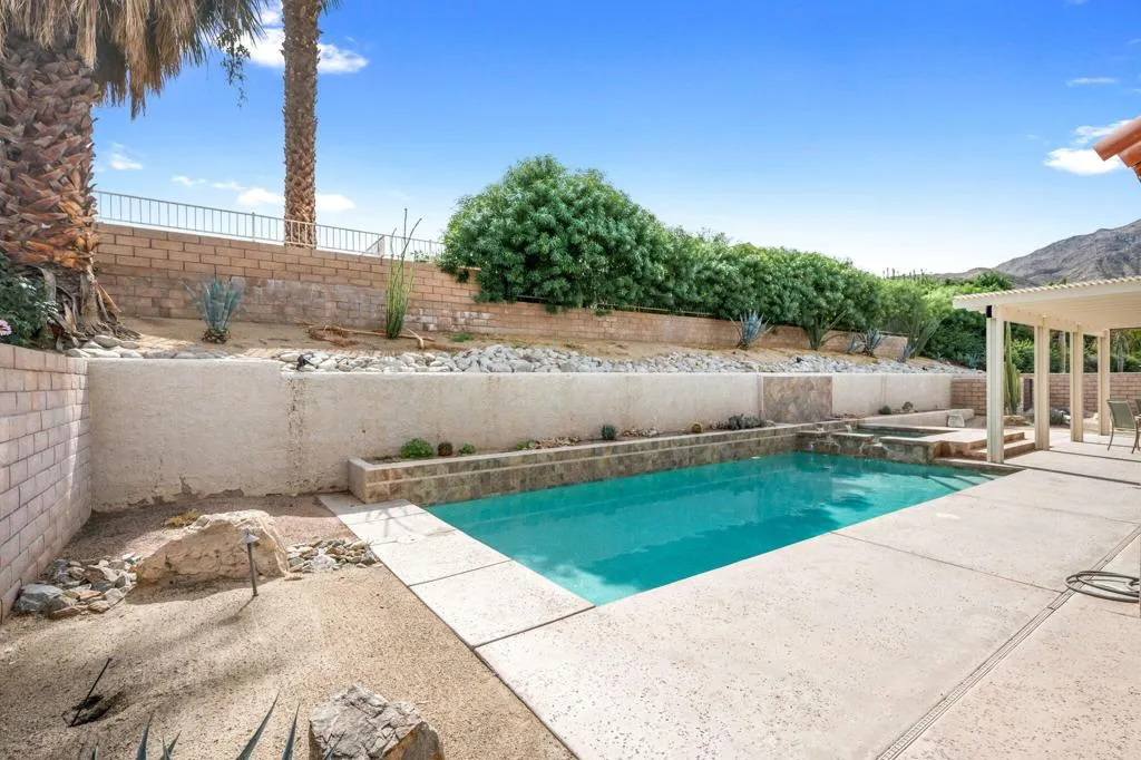 109 Chelsea Circle, Palm Desert, California 92260 home-pic-37