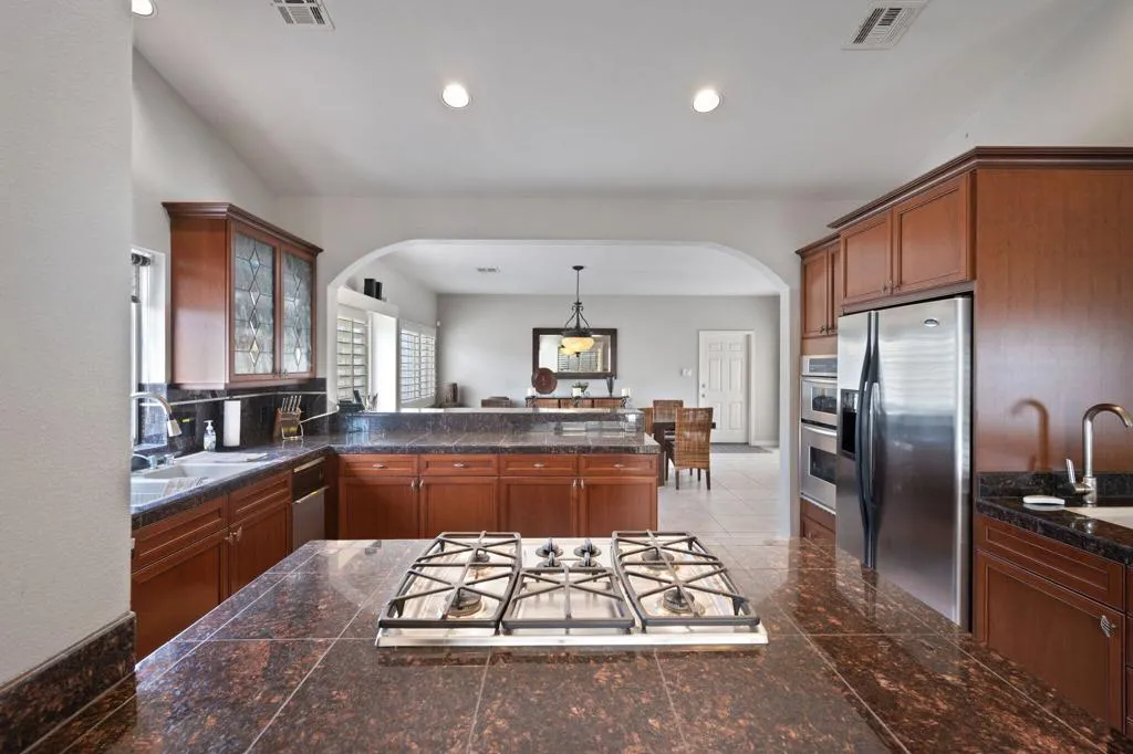 109 Chelsea Circle, Palm Desert, California 92260 home-pic-14