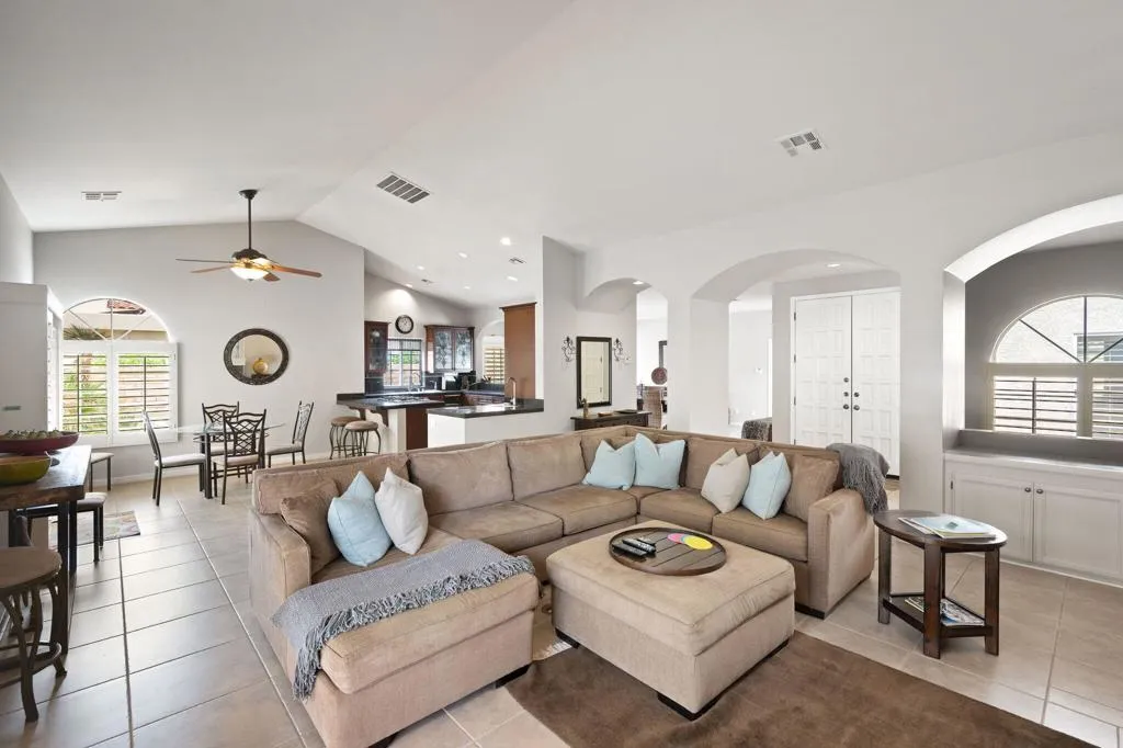 109 Chelsea Circle, Palm Desert, California 92260 home-pic-6