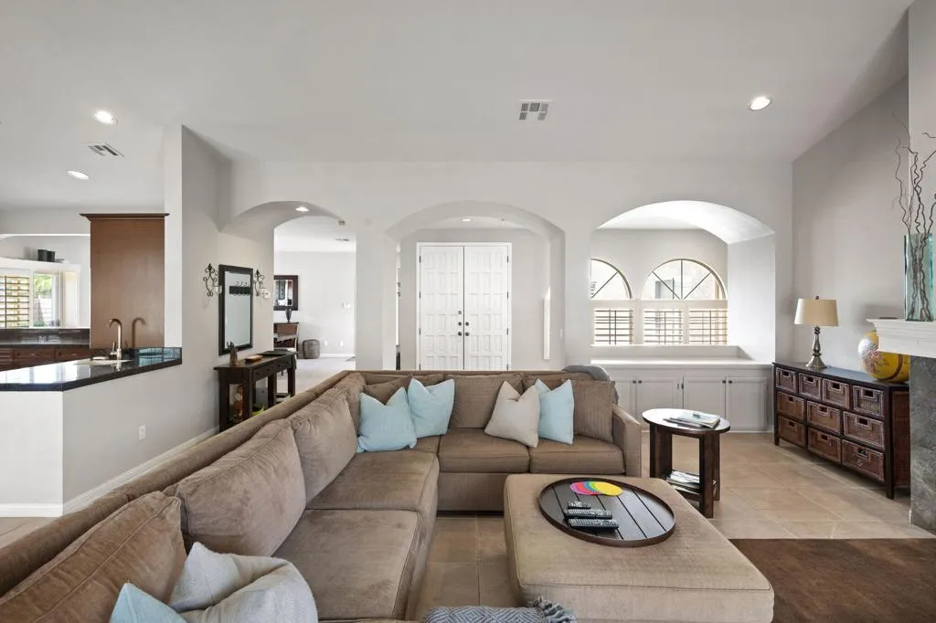 109 Chelsea Circle, Palm Desert, California 92260 home-pic-9