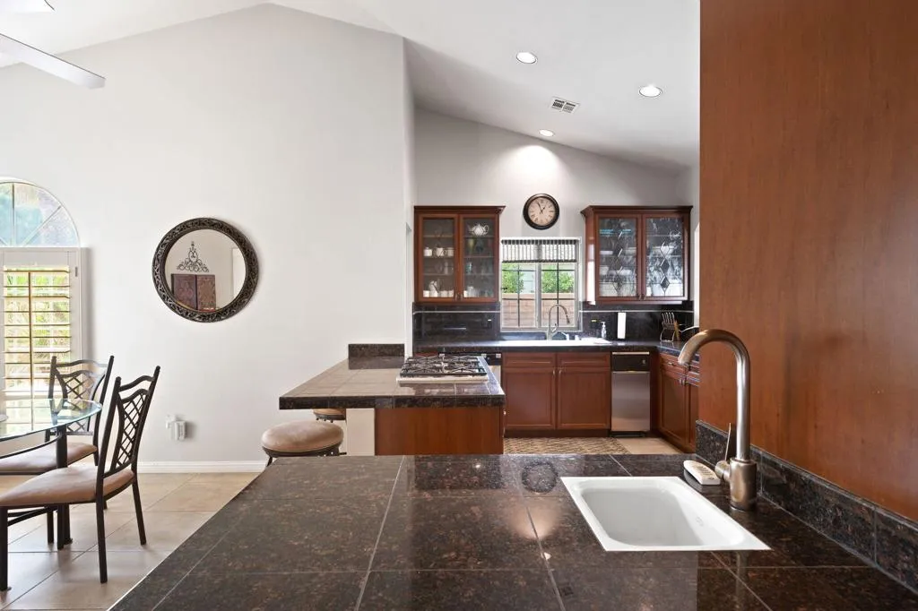 109 Chelsea Circle, Palm Desert, California 92260 home-pic-13