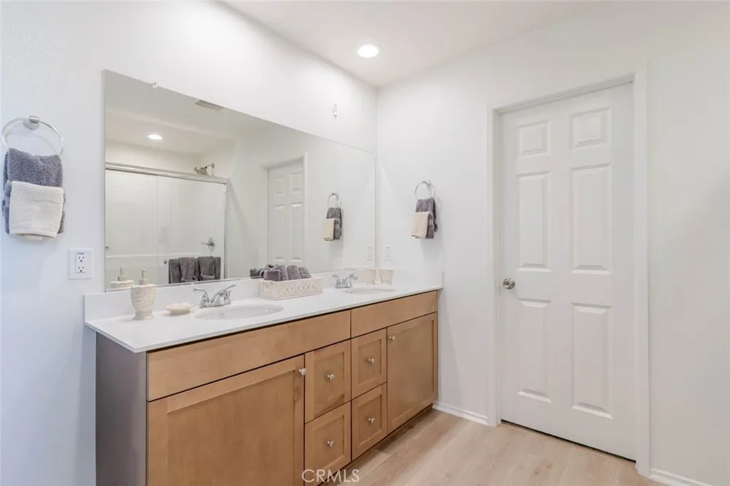 2133 Kettering Street, Lancaster, California 93535 home-pic-21