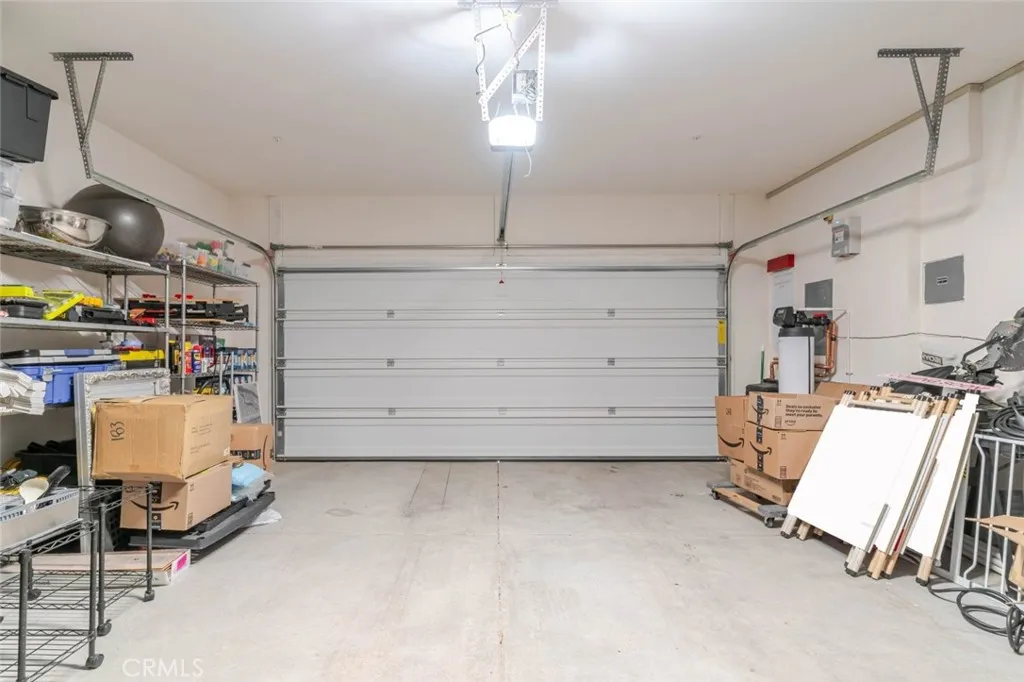 2133 Kettering Street, Lancaster, California 93535 home-pic-24