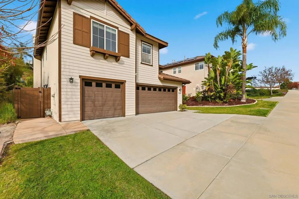 1514 W Borden, San Marcos, California 92069 home-pic-2