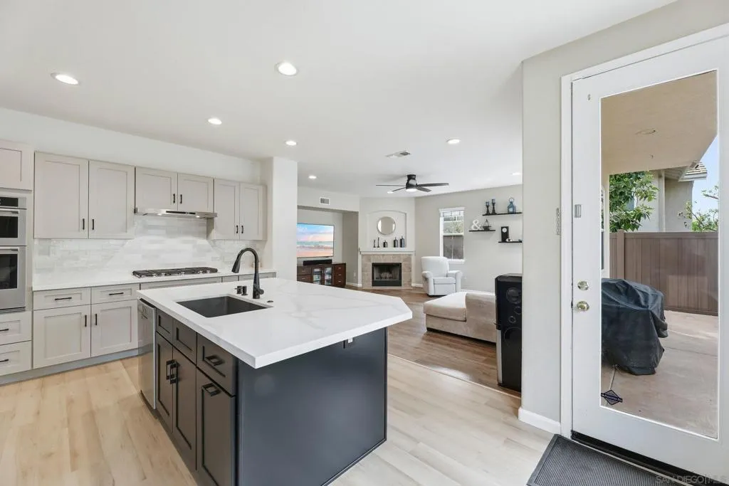 1514 W Borden, San Marcos, California 92069 home-pic-13