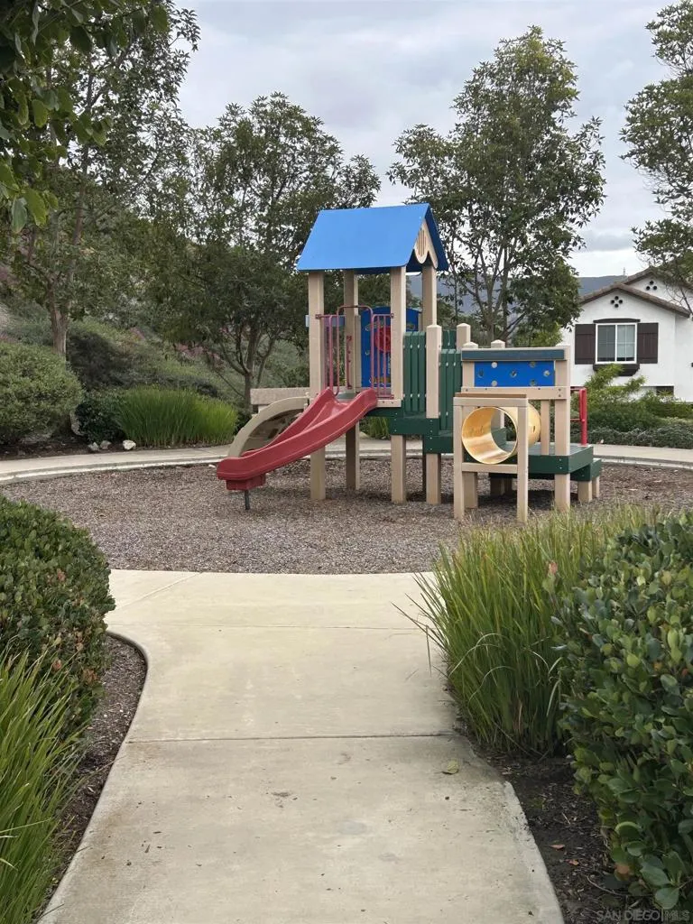 1514 W Borden, San Marcos, California 92069 home-pic-39
