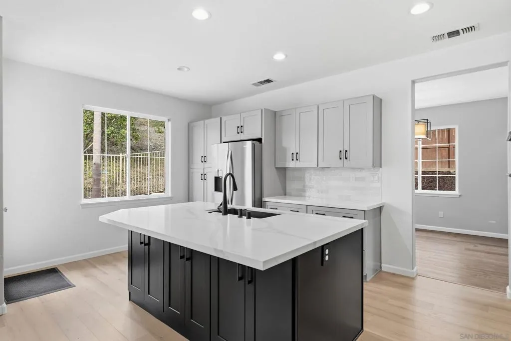 1514 W Borden, San Marcos, California 92069 home-pic-10