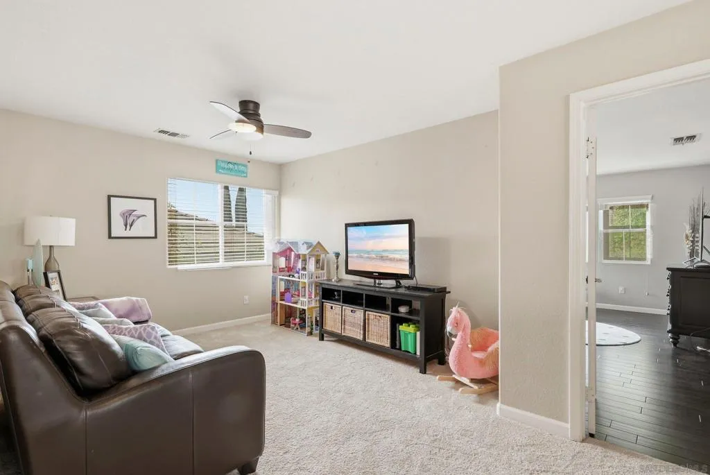 1514 W Borden, San Marcos, California 92069 home-pic-21