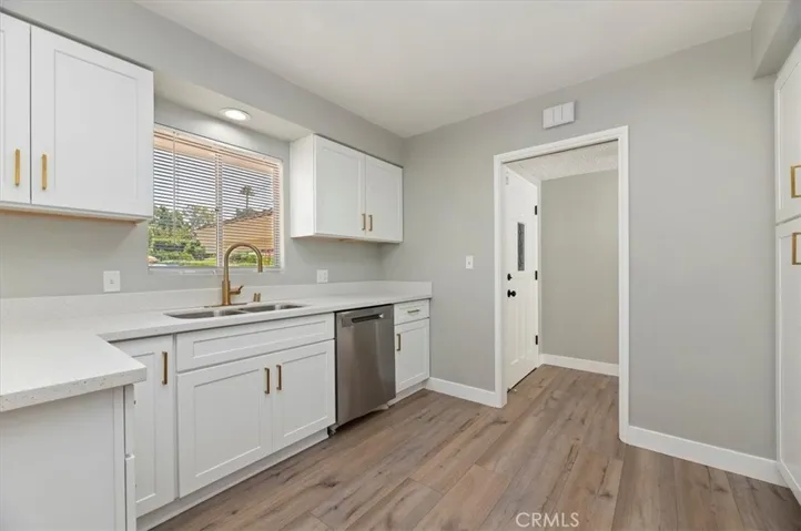 2111 Elsinore Road, Riverside, California 92506