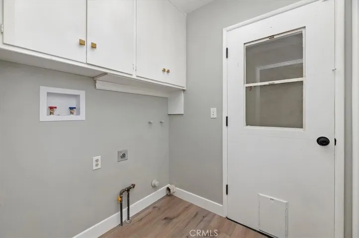 2111 Elsinore Road, Riverside, California 92506