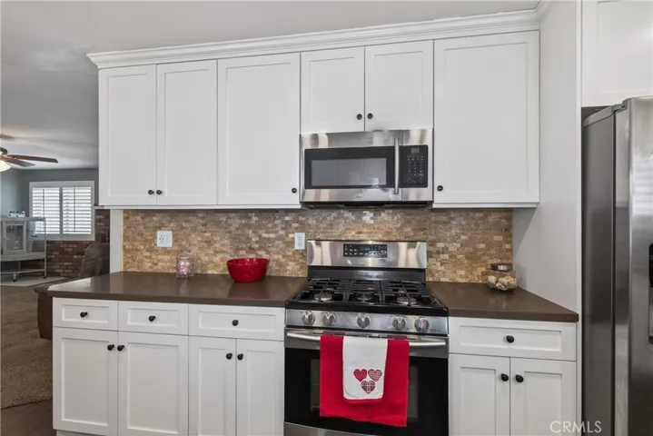 Range, built in microwave