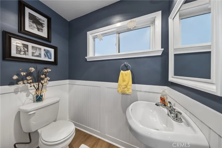 1/2 Bath