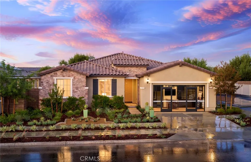 12864 Yountville Court, Riverside, California 92503 home-pic-1