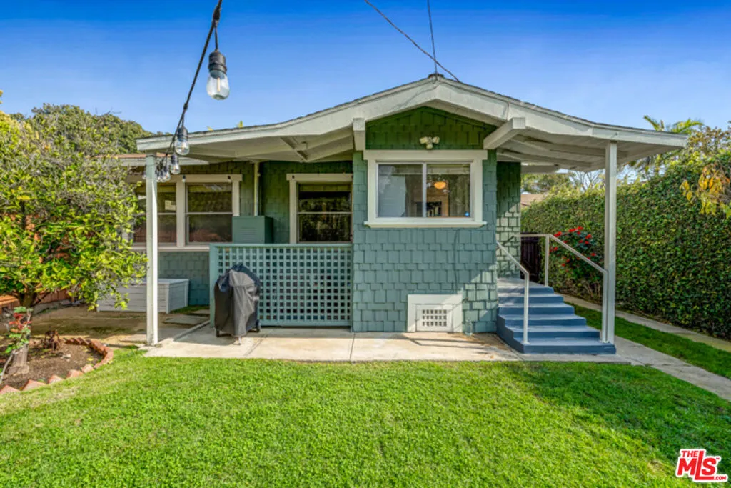 1331 N Cherokee Avenue, Los Angeles, California 90028 home-pic-32