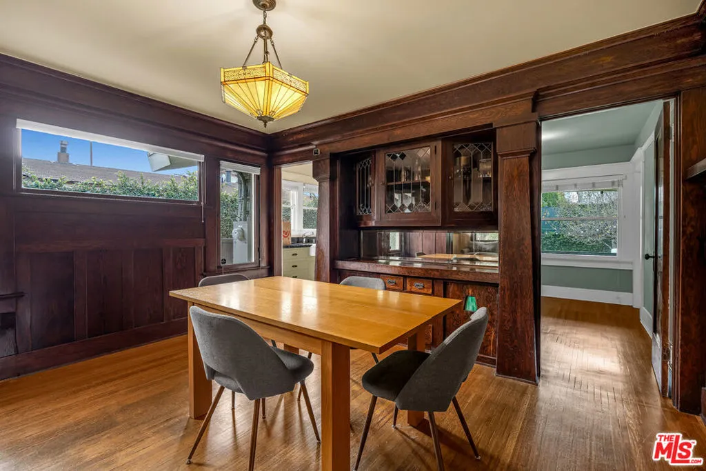 1331 N Cherokee Avenue, Los Angeles, California 90028 home-pic-14