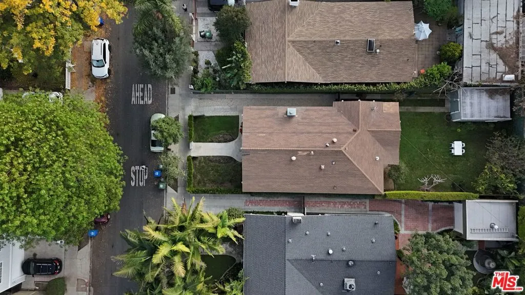 1331 N Cherokee Avenue, Los Angeles, California 90028 home-pic-34