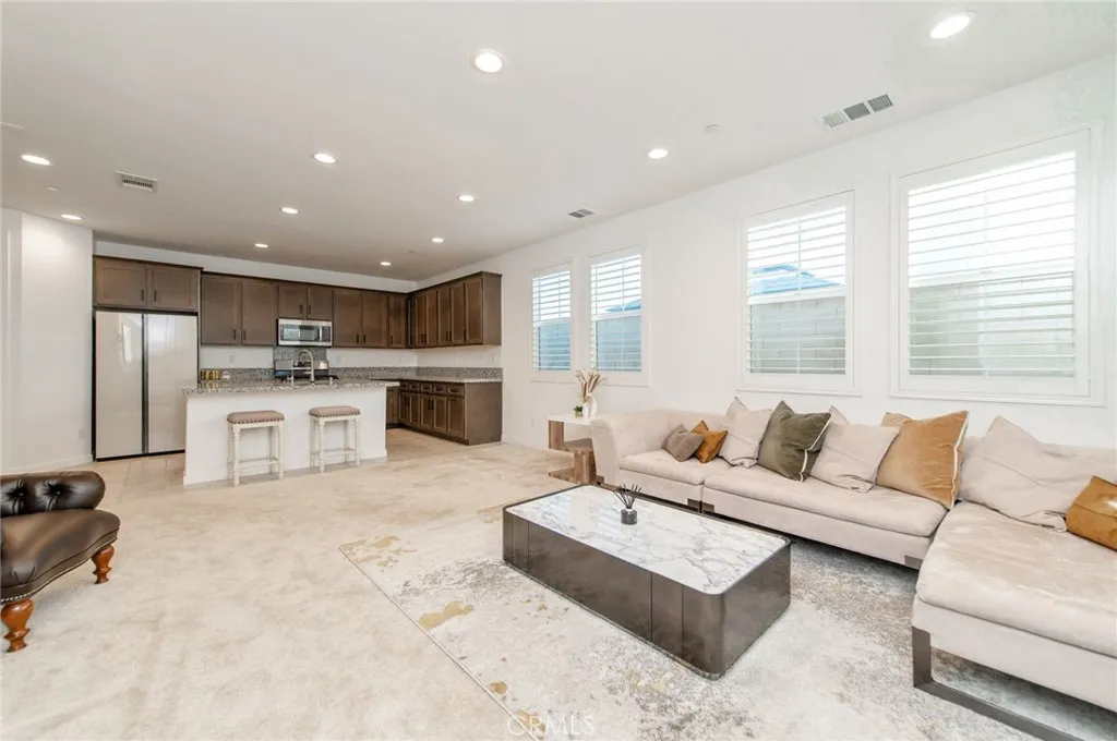 3873 Cranbrook Paseo, Ontario, California 91761 home-pic-14