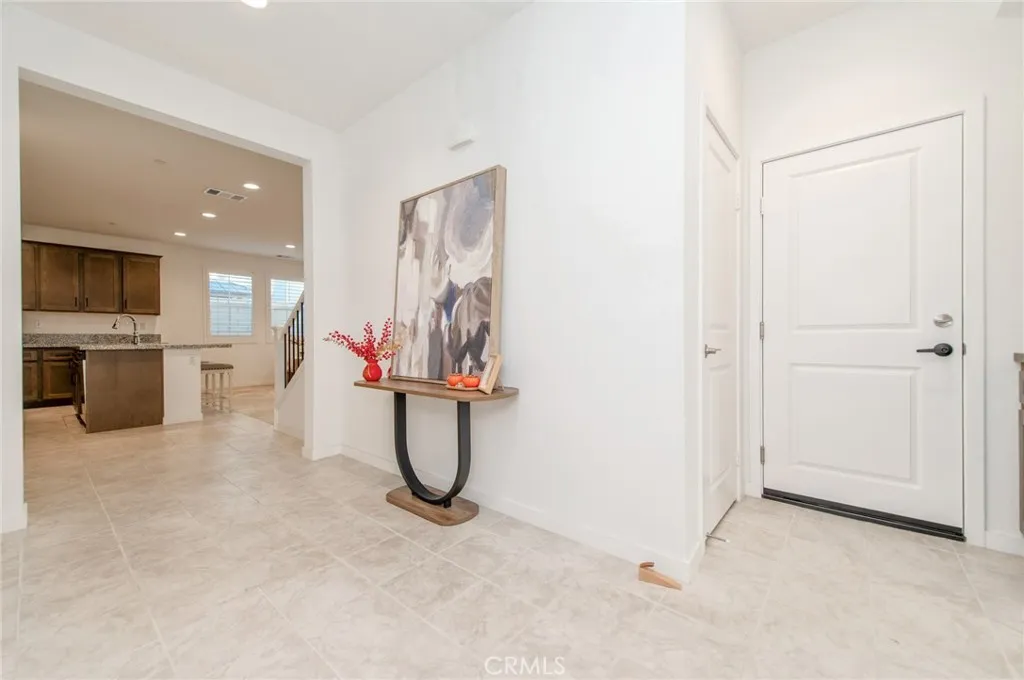 3873 Cranbrook Paseo, Ontario, California 91761 home-pic-4