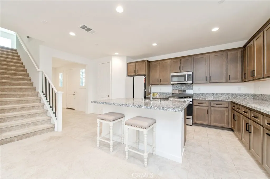 3873 Cranbrook Paseo, Ontario, California 91761 home-pic-15