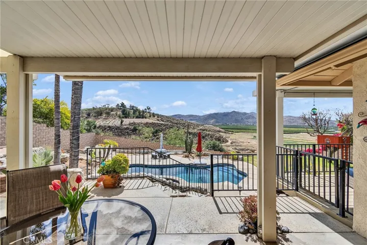 OH, HOW MUCH BETTER THE COFFEE WILL TASTE WITH THIS VIEW!