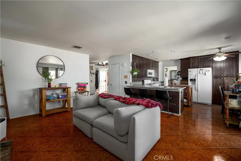 24780 Suburban, Moreno Valley, California 92551 home-pic-9
