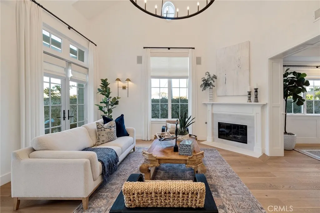 1450 6th Street, Manhattan Beach, California 90266 home-pic-3