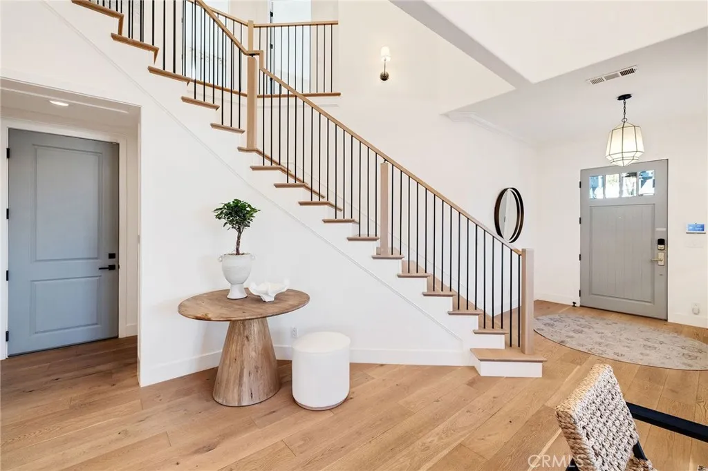 1450 6th Street, Manhattan Beach, California 90266 home-pic-6