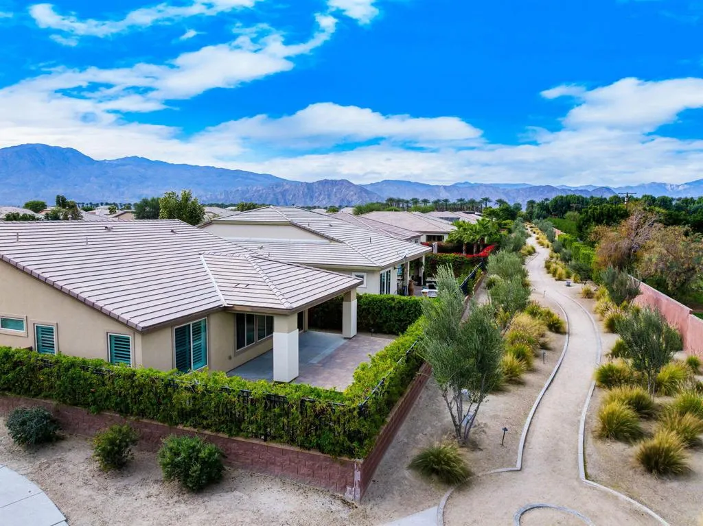 82660 E Mccarroll Drive, Indio, California 92201 home-pic-62