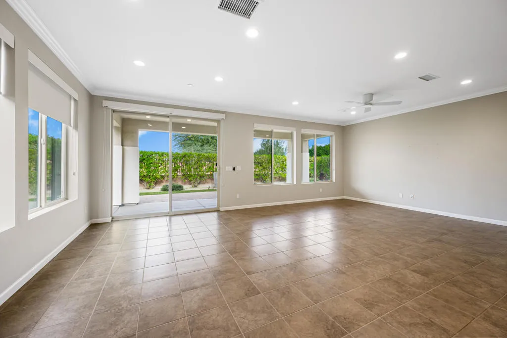 82660 E Mccarroll Drive, Indio, California 92201 home-pic-2