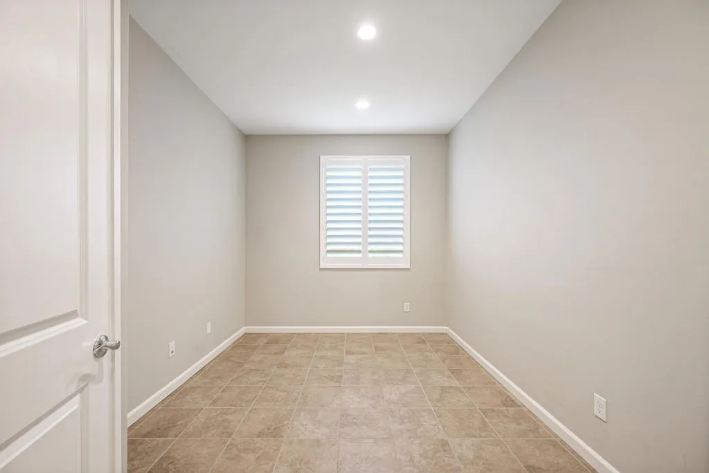 82660 E Mccarroll Drive, Indio, California 92201 home-pic-25