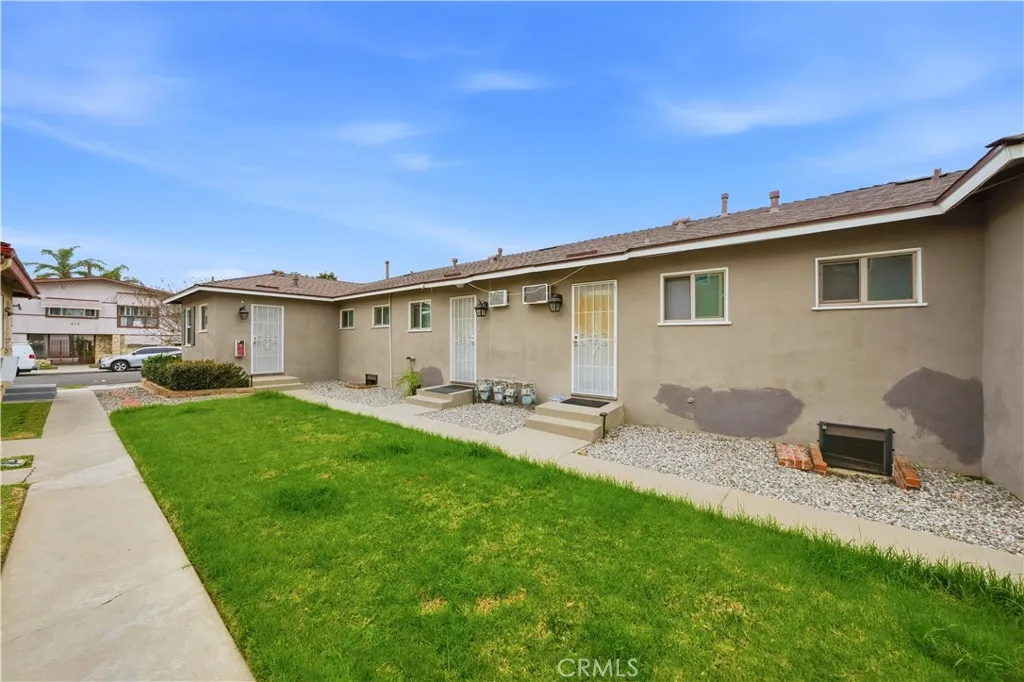 214 S Bandy Avenue, West Covina, California 91790 home-pic-11