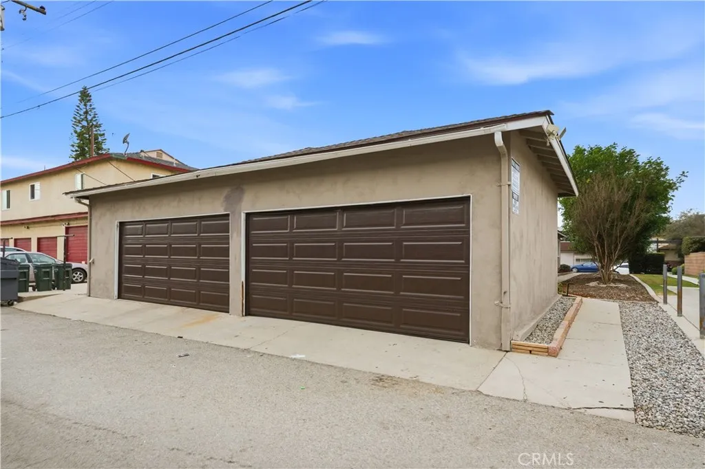 214 S Bandy Avenue, West Covina, California 91790 home-pic-16