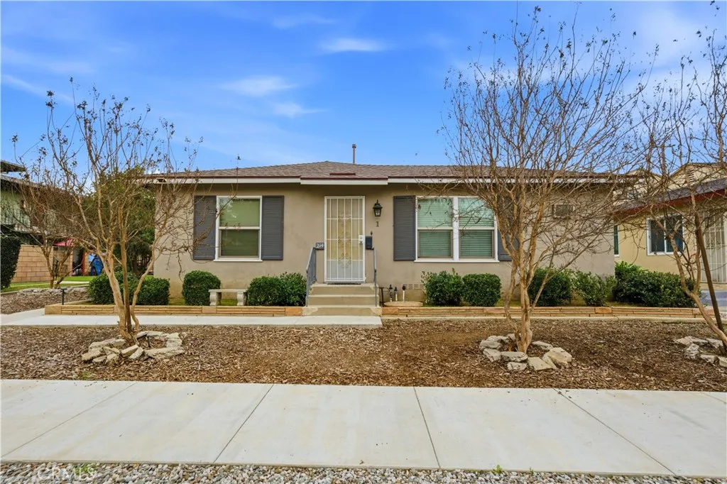 214 S Bandy Avenue, West Covina, California 91790 home-pic-1