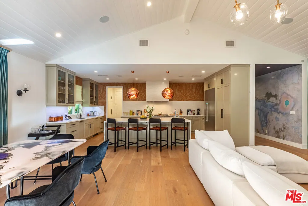 9024 Wonderland Park Avenue, Los Angeles, California 90046 home-pic-6