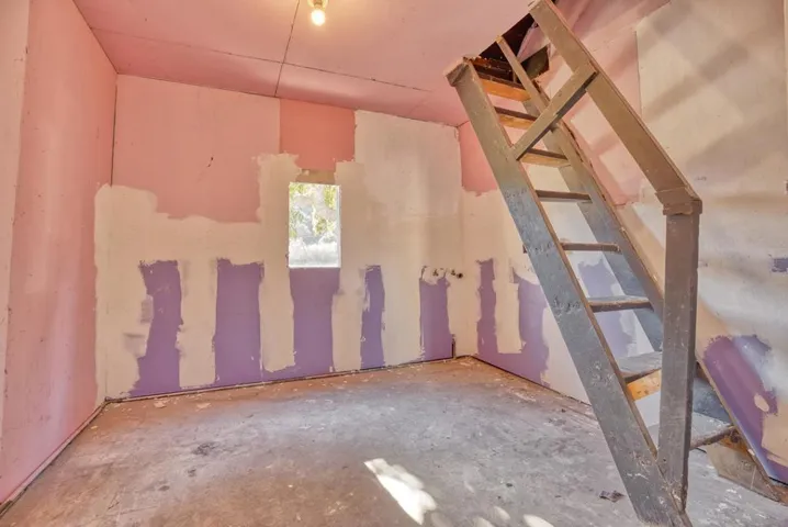 main house silo room with loft