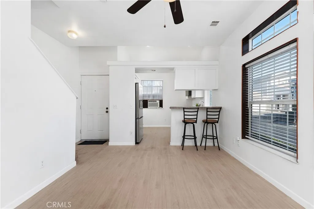 9921 Flora Vista 6, Bellflower, California 90706 home-pic-7