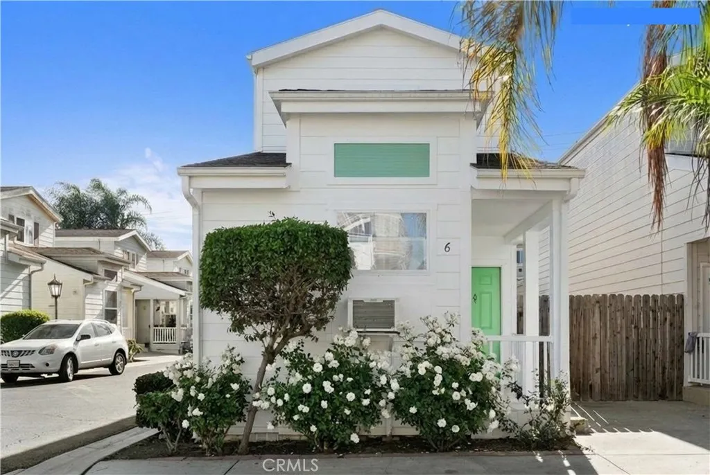 9921 Flora Vista 6, Bellflower, California 90706 home-pic-1