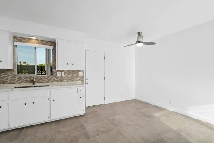 17_11984902_185889_185889-EI-117