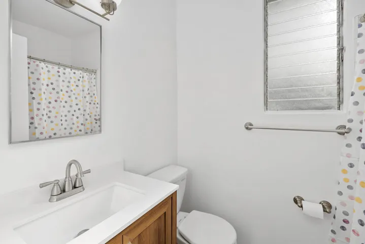 25_11984910_185889_185889-EI-125