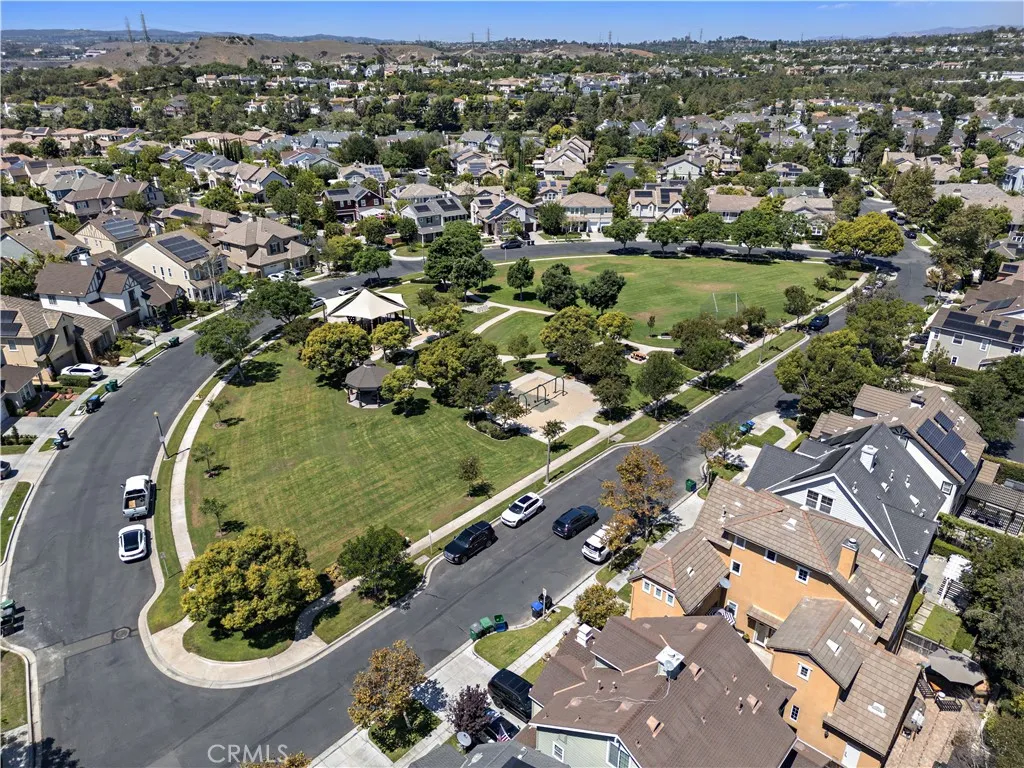 5 Dietes Court, Ladera Ranch, California 92694 home-pic-34