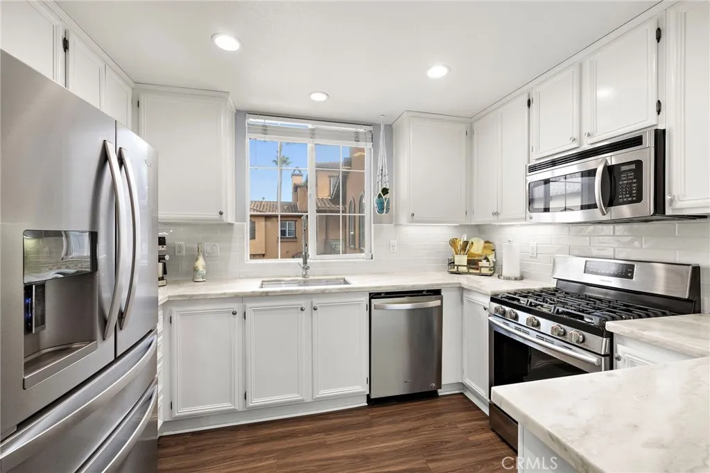 5 Dietes Court, Ladera Ranch, California 92694 home-pic-7
